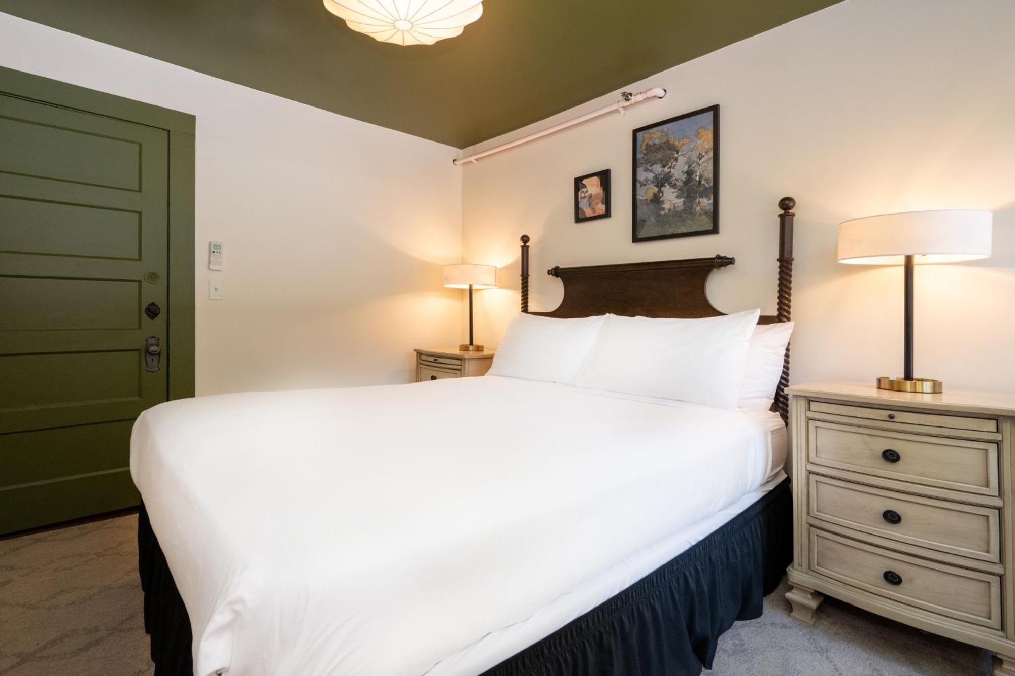 The Constance By The Lenox Collection Hotel Bagian luar foto